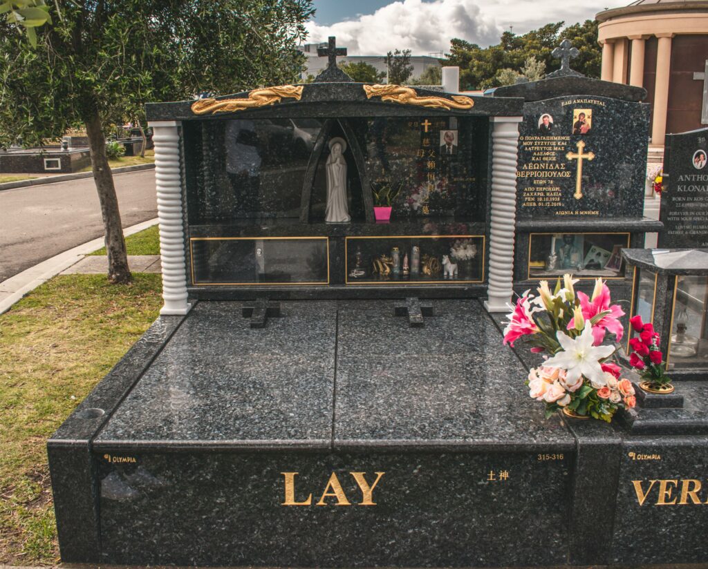 Double Burial Monument